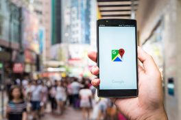Google Haritalar ve Arama servislerine artık soru sorulabilecek
