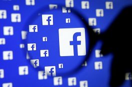 Facebook intihar eğilimi olan kullanıcıları tespit ediyor