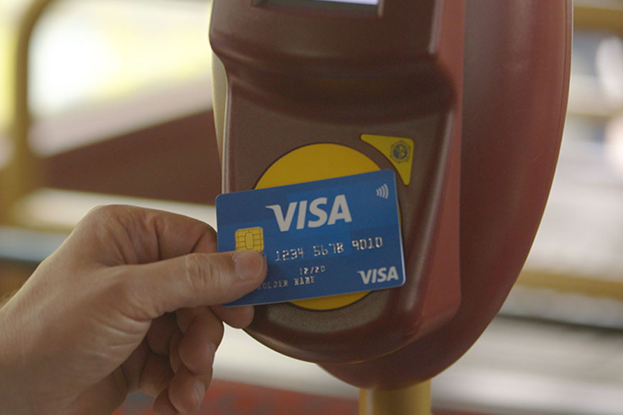 Visa'dan toplu taşımada bozuk para ve bileti kaldıracak program