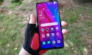 Oppo Reno: Akıllı telefonlarda yeni bir tasarım akımı başlıyor