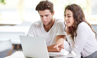 Araştırma: Evlenecek çiftlerin alışveriş listelerinde teknolojinin yeri