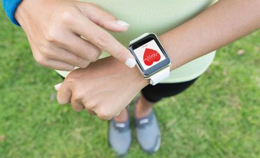 Apple Watch'ın EKG özelliği Türkiye için kullanıma sunuluyor