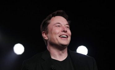 Elon Musk en zenginler listesinde bir basamak daha tırmanarak ikinciliğe yükseldi